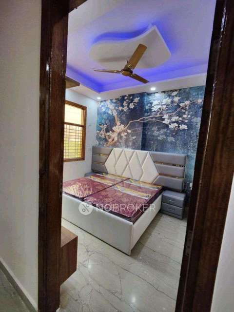 3 BHK Flat In Neelkanth Apartment For Sale  In Rohini