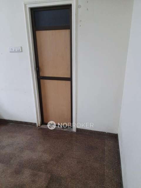 2 BHK Flat In Dheeraj Uphar Chs For Sale  In Malad East