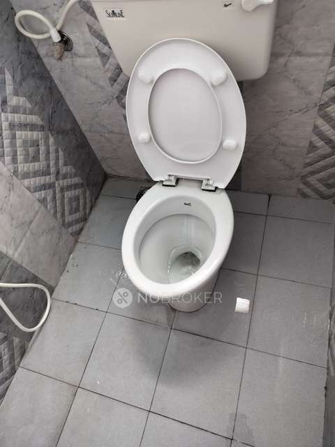 2 BHK Flat In Grk Apartments, Karanaipuduchery For Sale  In Perumanttunallur