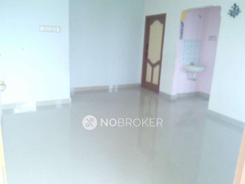 2 BHK Flat In Grk Apartments, Karanaipuduchery For Sale  In Perumanttunallur