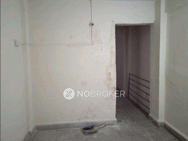 1 RK Flat In National Park Chs For Sale  In Anand Nagar