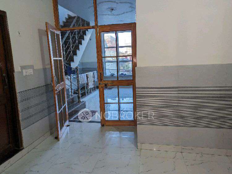 3 BHK House for Rent  In Rahul Vihar-1