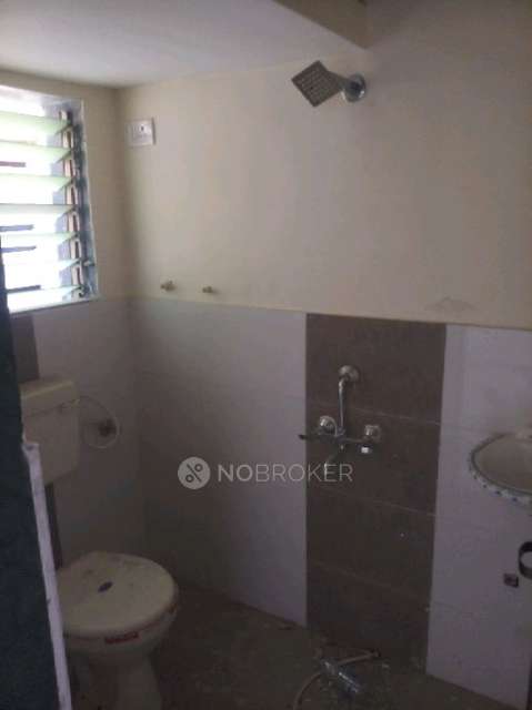 1 BHK Flat In Sra Building For Sale  In Boiser
