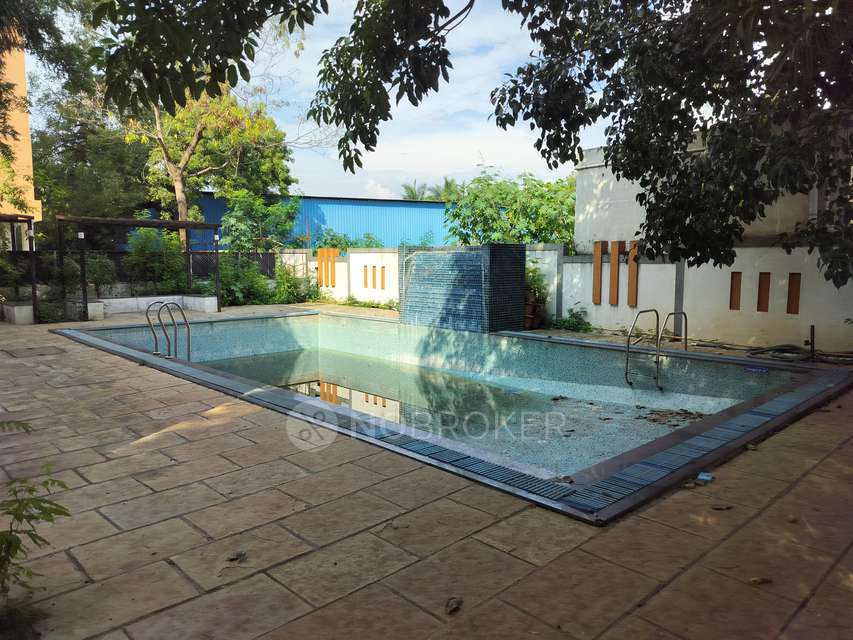 2 BHK Flat In Whistling Winds For Sale  In Hotel Balaji Veg