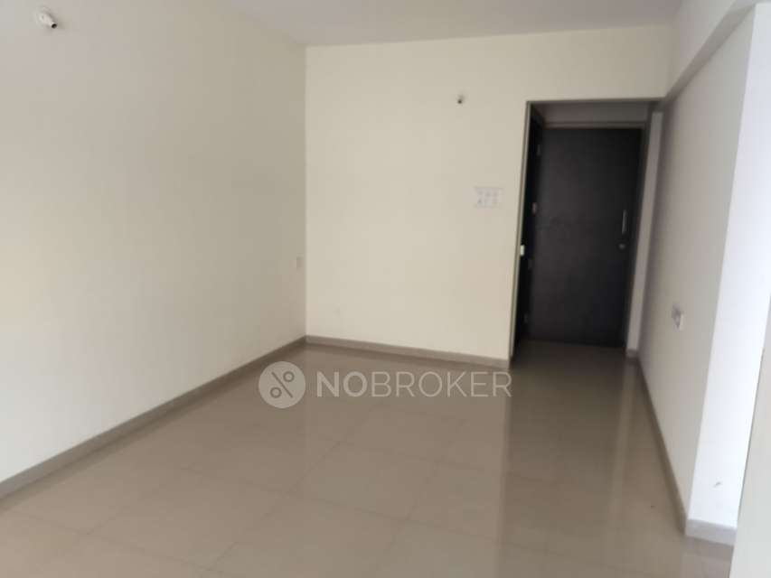 2 BHK Flat In Whistling Winds For Sale  In Hotel Balaji Veg