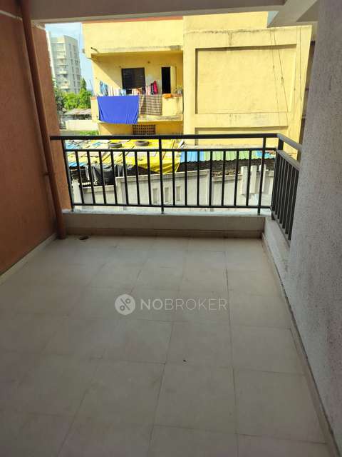 2 BHK Flat In Whistling Winds For Sale  In Hotel Balaji Veg