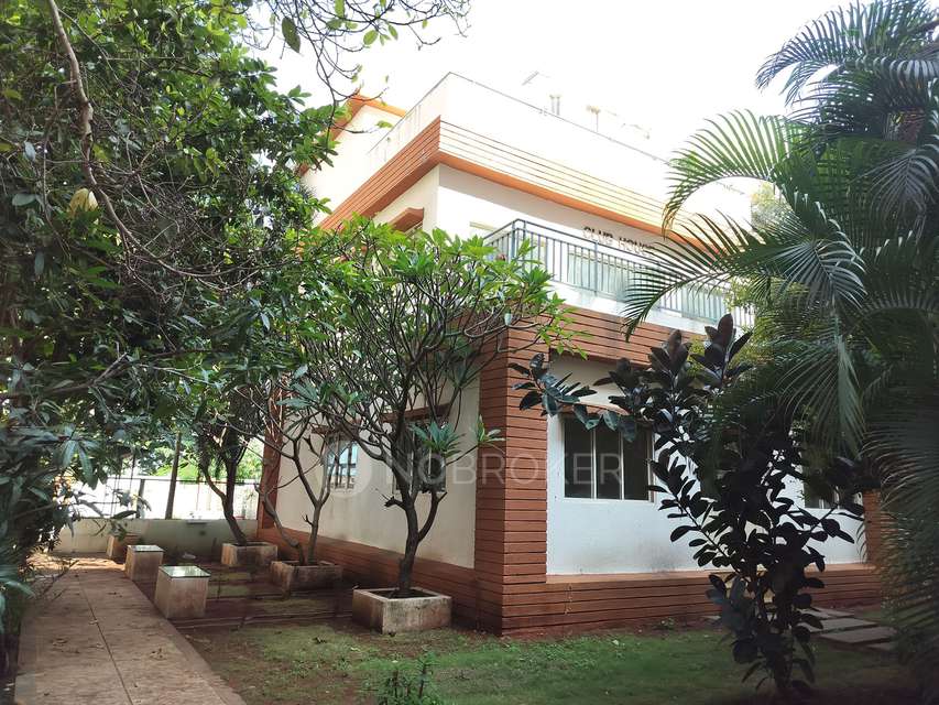 2 BHK Flat In Whistling Winds For Sale  In Hotel Balaji Veg