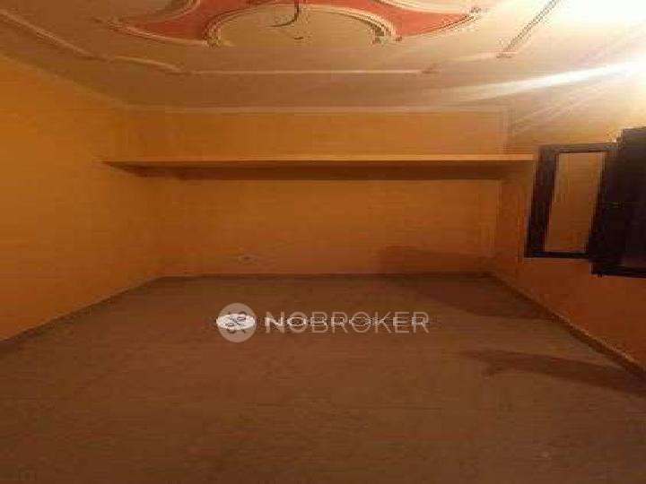 4+ BHK Flat For Sale  In Manglapuri