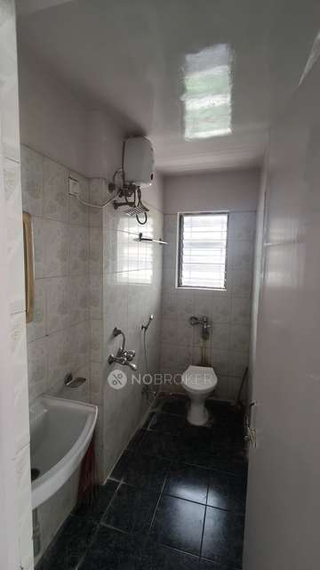 3 BHK Flat In Orchid Tower For Sale  In  Kandivali East