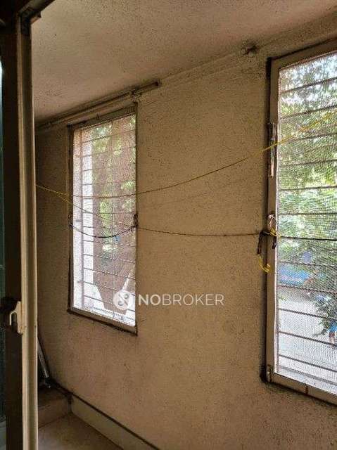 1 BHK Flat In Hiranandani Flora Chs For Sale  In Thane West