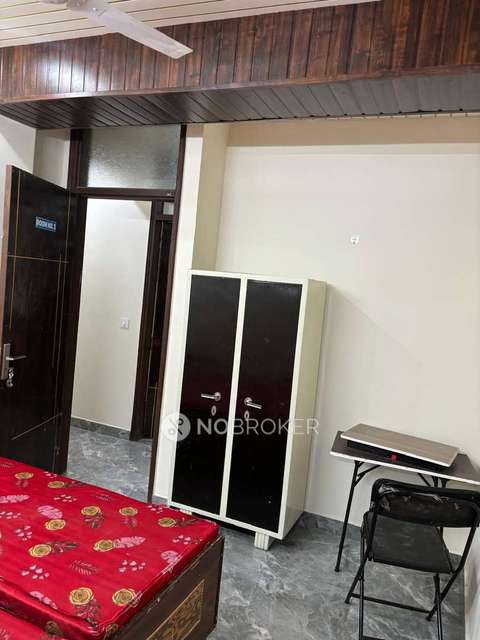 PG for Girls in Yusuf Sarai