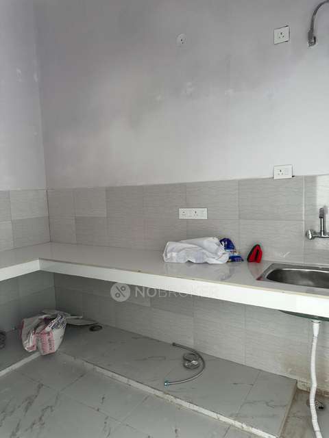 Shop in Sector 85, Faridabad for Rent 