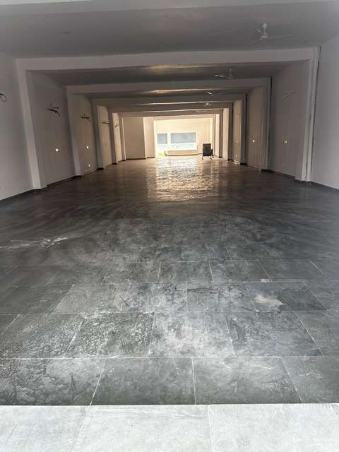 Shop in Sector 85, Faridabad for Rent 