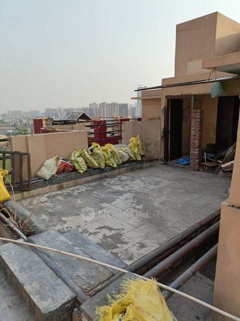 3 BHK Flat In Pent House Amarpali Zodiac For Sale  In Sector 120