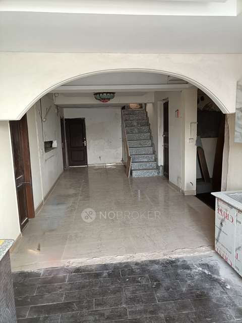 3 BHK Flat In Pent House Amarpali Zodiac For Sale  In Sector 120