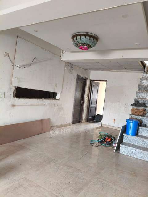 3 BHK Flat In Pent House Amarpali Zodiac For Sale  In Sector 120