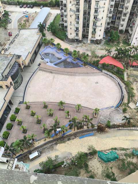 3 BHK Flat In Pent House Amarpali Zodiac For Sale  In Sector 120