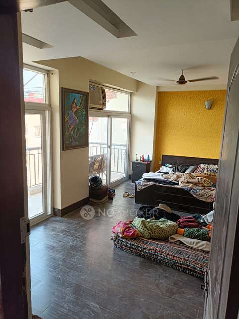 3 BHK Flat In Pent House Amarpali Zodiac For Sale  In Sector 120