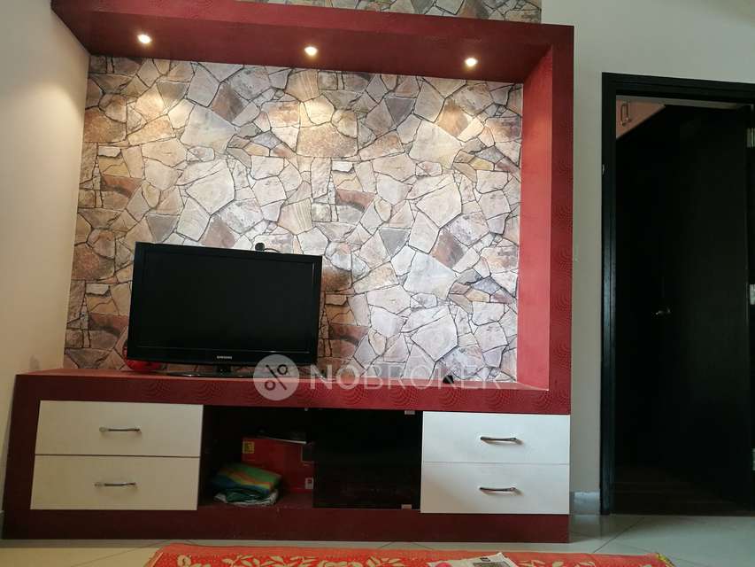 2 BHK Flat In Sai Poorna Luxuria, Reliaable Tranquil Layout For Sale  In Reliaable Tranquil Layout