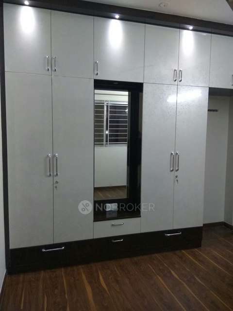 2 BHK Flat In Sai Poorna Luxuria, Reliaable Tranquil Layout For Sale  In Reliaable Tranquil Layout