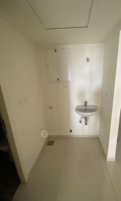 2 BHK Flat In Casagrand First City For Sale  In Sholinganallur