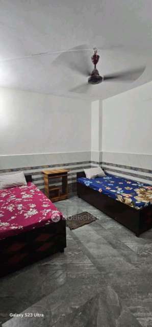 PG for Boys in Sector 63