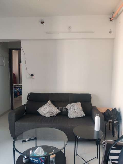 1 BHK Flat In Runwal Reseau For Sale  In Thane West