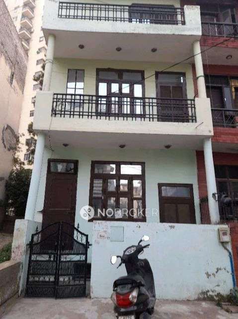1 RK Flat for Rent  In Sector 47