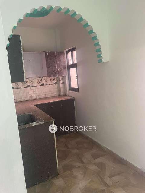 2 BHK Flat For Sale  In  Mohan Garden