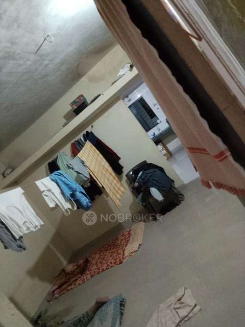Single Room for Male In 1 BHK  In Gujrat Colony, Kothrud Pune. In Gujrat Colony, Kothrud