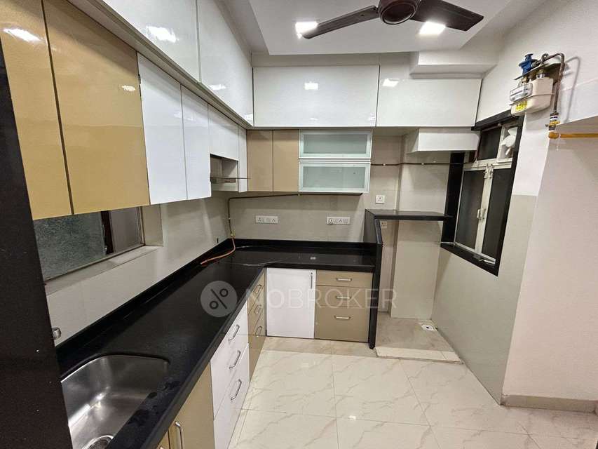 2 BHK Flat In Shraddha Chs , Shraddha Chs For Sale  In Thane West