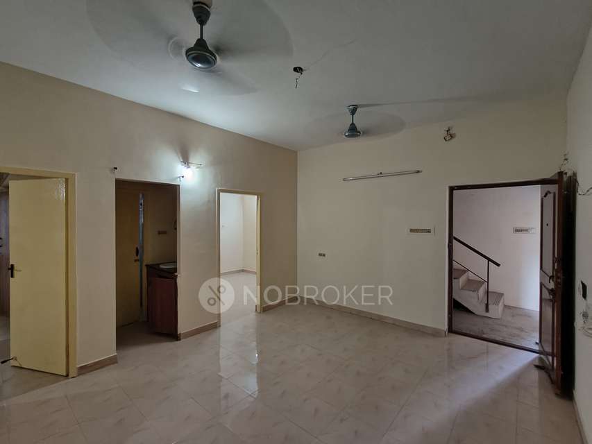 2 BHK Flat In Sree Padmavathi Homes For Sale  In Valasaravakkam