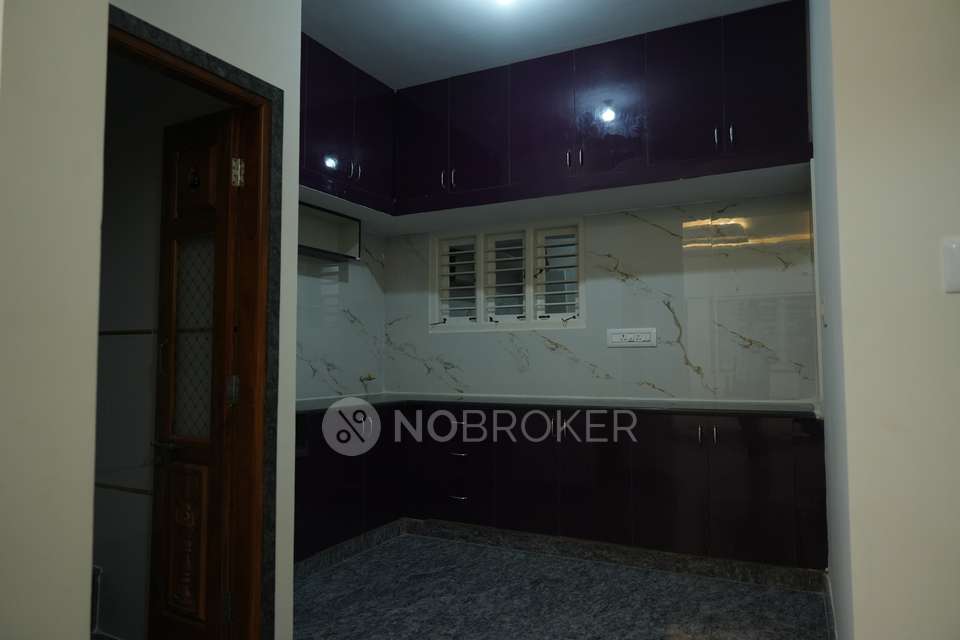2 BHK House for Lease  In Thotada Guddadhalli Village