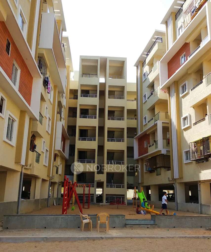 BR Meadowland Apartments