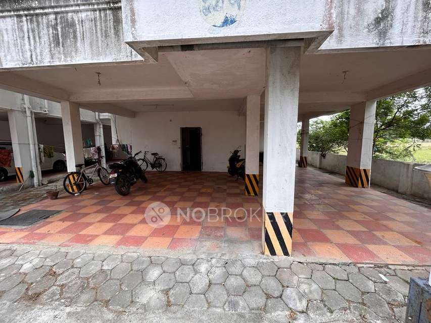 2 BHK Flat In Irumbuliyur, Tambaram For Sale  In Irumbuliyur Bus Stop
