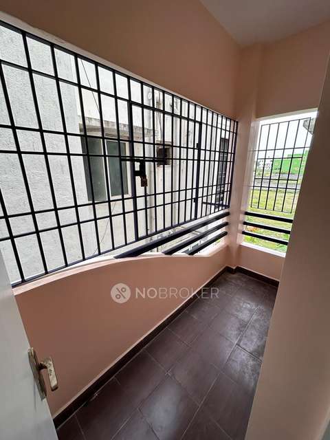 2 BHK Flat In Irumbuliyur, Tambaram For Sale  In Irumbuliyur Bus Stop