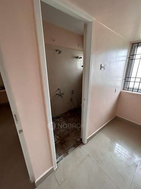 2 BHK Flat In Irumbuliyur, Tambaram For Sale  In Irumbuliyur Bus Stop