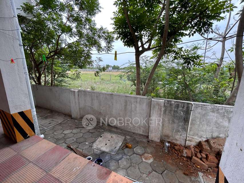 2 BHK Flat In Irumbuliyur, Tambaram For Sale  In Irumbuliyur Bus Stop