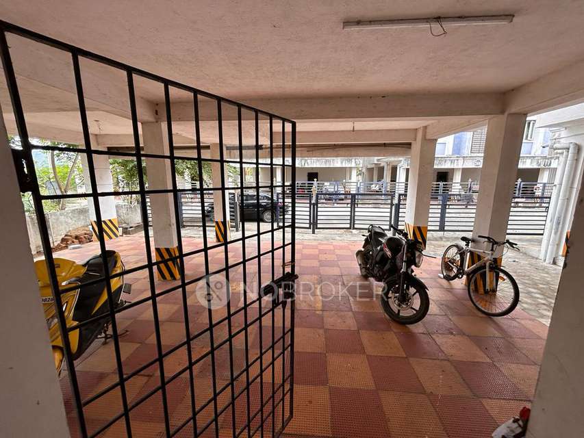 2 BHK Flat In Irumbuliyur, Tambaram For Sale  In Irumbuliyur Bus Stop