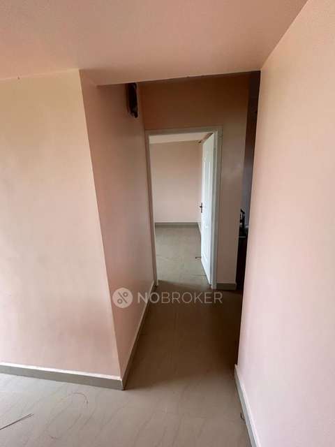 2 BHK Flat In Irumbuliyur, Tambaram For Sale  In Irumbuliyur Bus Stop