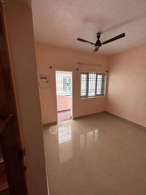 2 BHK Flat In Irumbuliyur, Tambaram For Sale  In Irumbuliyur Bus Stop