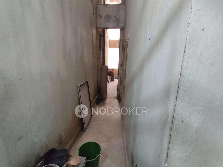 2 BHK Flat In Devi Mansion For Sale  In Hydershakota