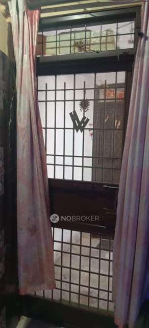 1 BHK Flat In Standalone Buliding For Sale  In Aya Nagar, 