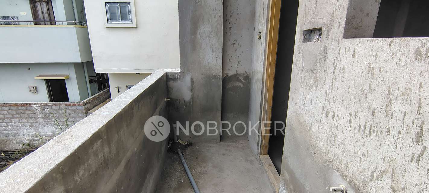 2 BHK Flat In Elite Residency For Sale  In Bolarum