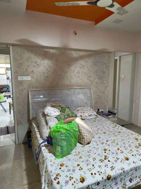 2 BHK Flat In Kulaswamini Chs, Vile Parle East For Sale  In Vile Parle East, Vile Parle