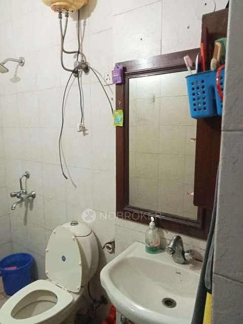 2 BHK Flat In Hillview  For Sale  In New Delhi 