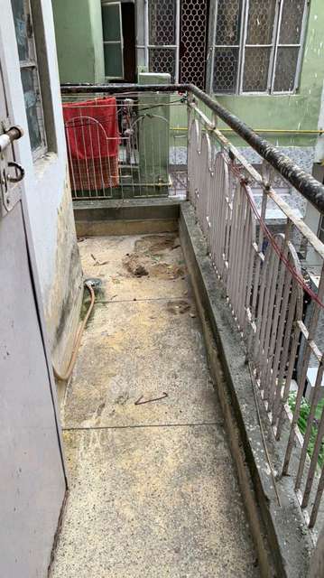 2 BHK Flat In Keshav Puram For Sale  In Keshav Puram Block C7 Market Place.