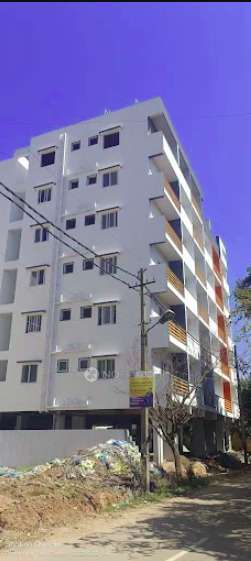 2 BHK Flat In Yashaswini Slv Royal Tranquil For Sale  In J.p Nagar