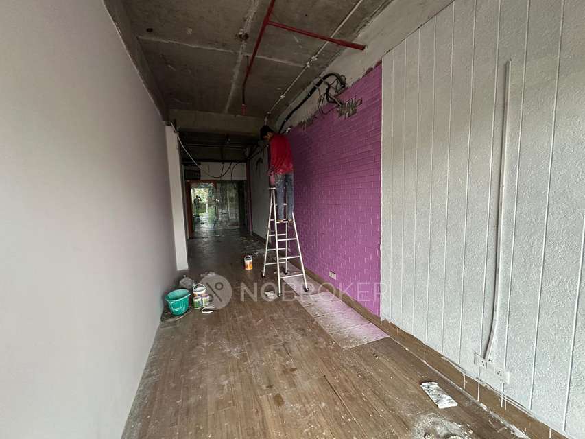 Shop in Beta Plaza, Greater_noida for sale 