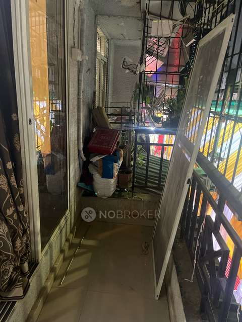 PG for Boys in Balkum, Majiwada